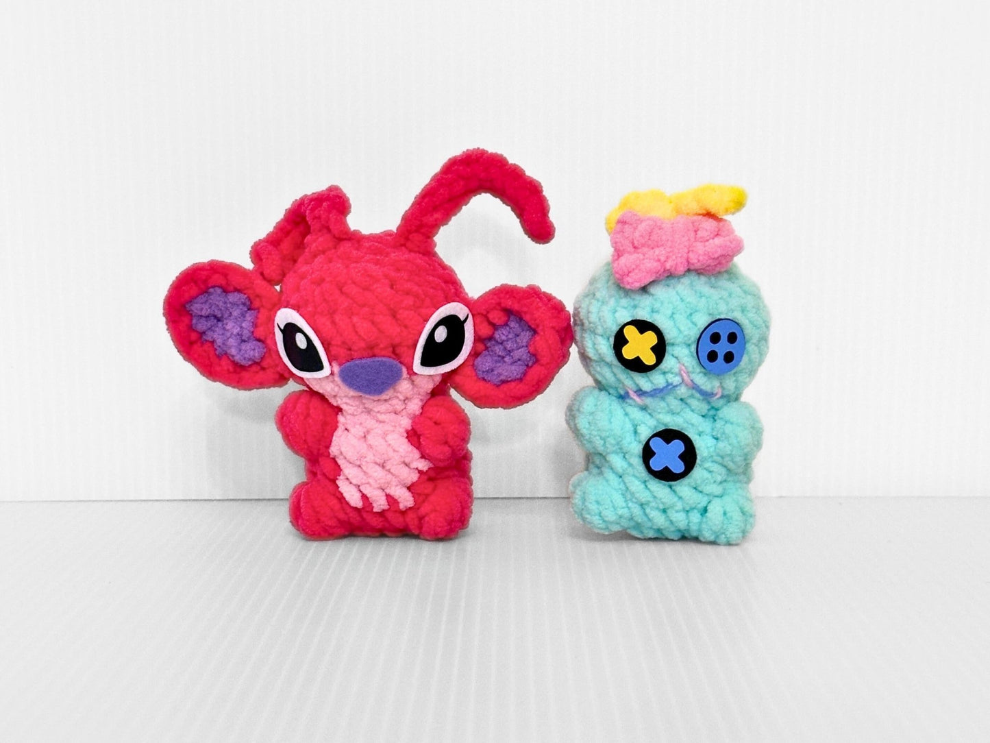 Handmade Crochet Scrump Bag Charm for Fans - pursuitofcraftyness