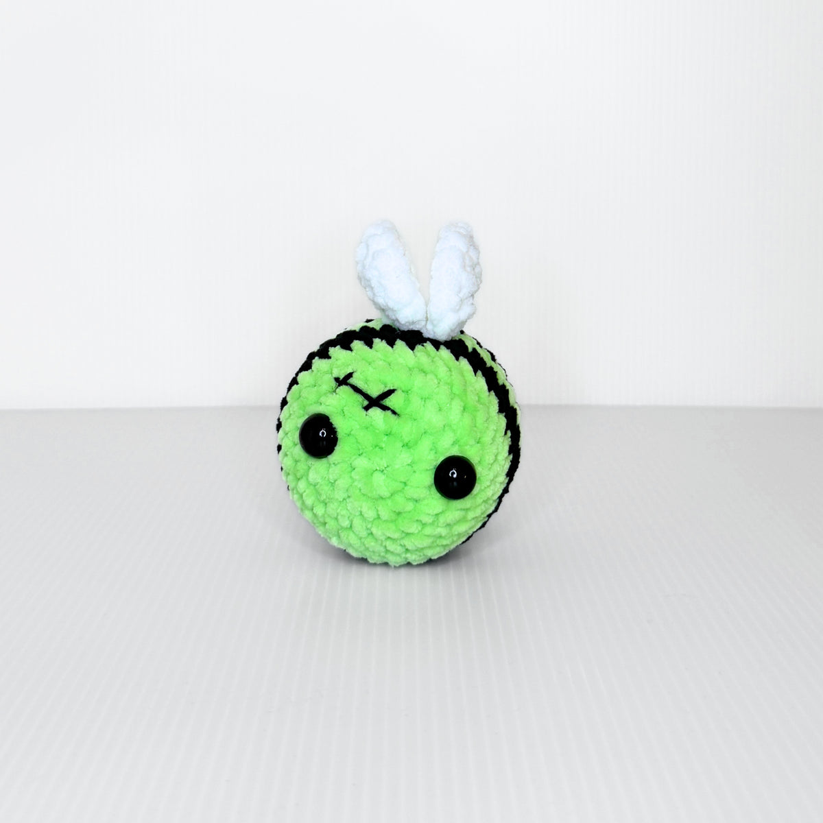 Zom-Bee — Spooky Cute Halloween Crochet Plushie