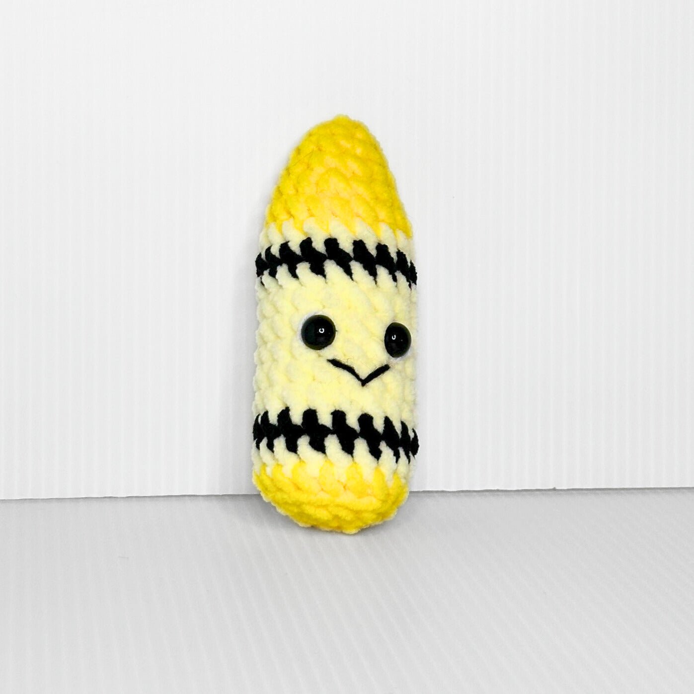 Handmade Kawaii Crayon Crochet Keychain — Cute Crayon Bag Charm with Smiling Face, Choose Your Color - pursuitofcraftyness