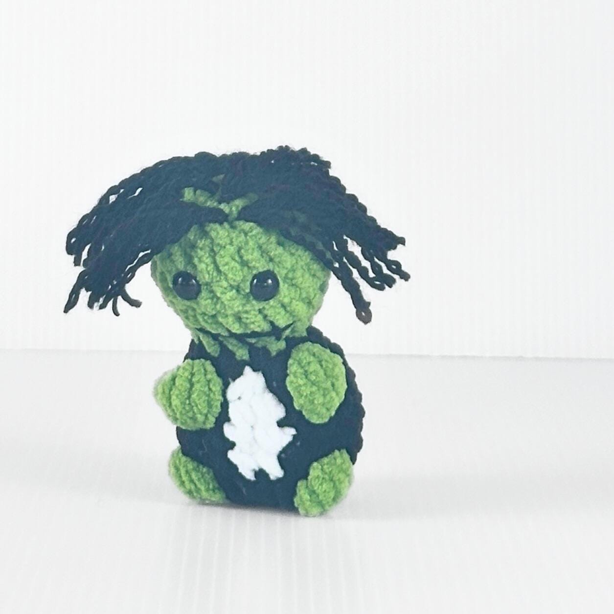 Hocus Pocus Crochet Keychains: Halloween Decor - pursuitofcraftyness